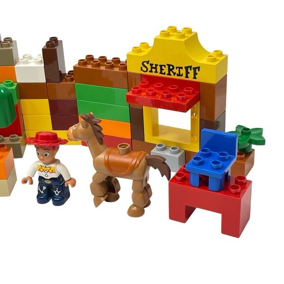 Lego Duplo Sets Toy Story Jessie's Roundup 5657 & The Great Train Chase 5659 - Picture 4 of 7